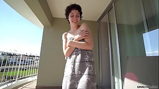 ZU KRASS FÜR DEN URLAUB??! LinaLynns ERSTES MAL Alfresco SEX