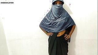 Queen Fucked Secretary Plus enjoyed sex with her involving the office room  hot xxx videos